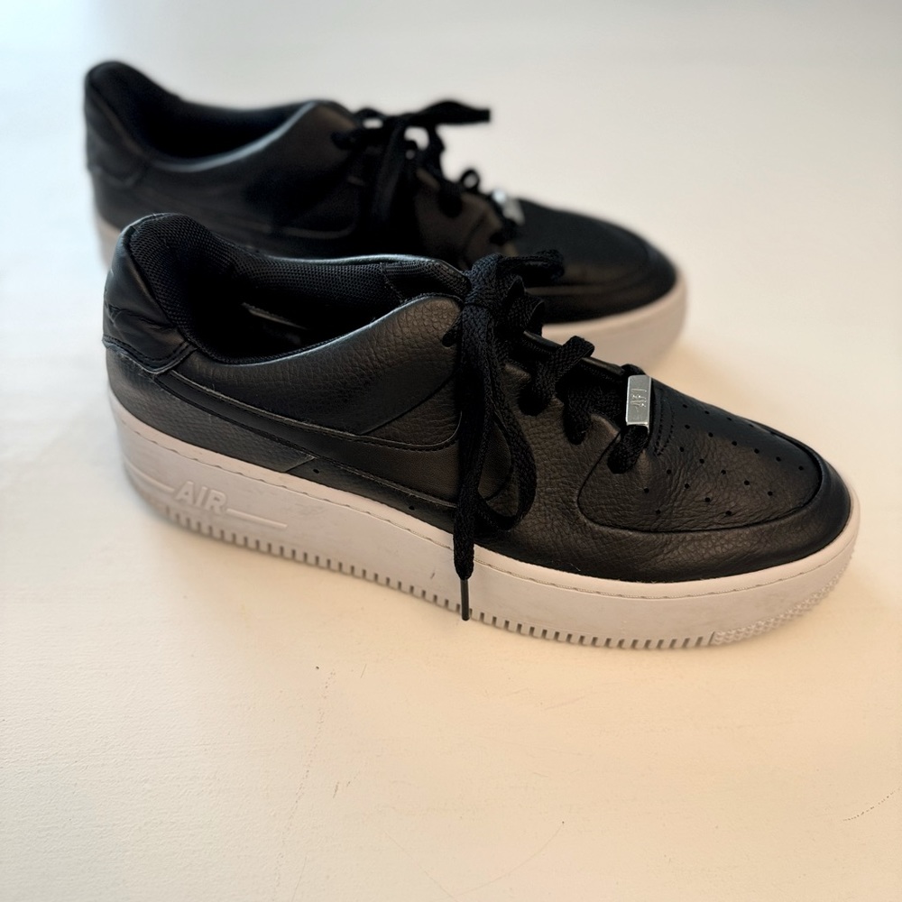 Women’s Nike Air Force 1 Sage Low